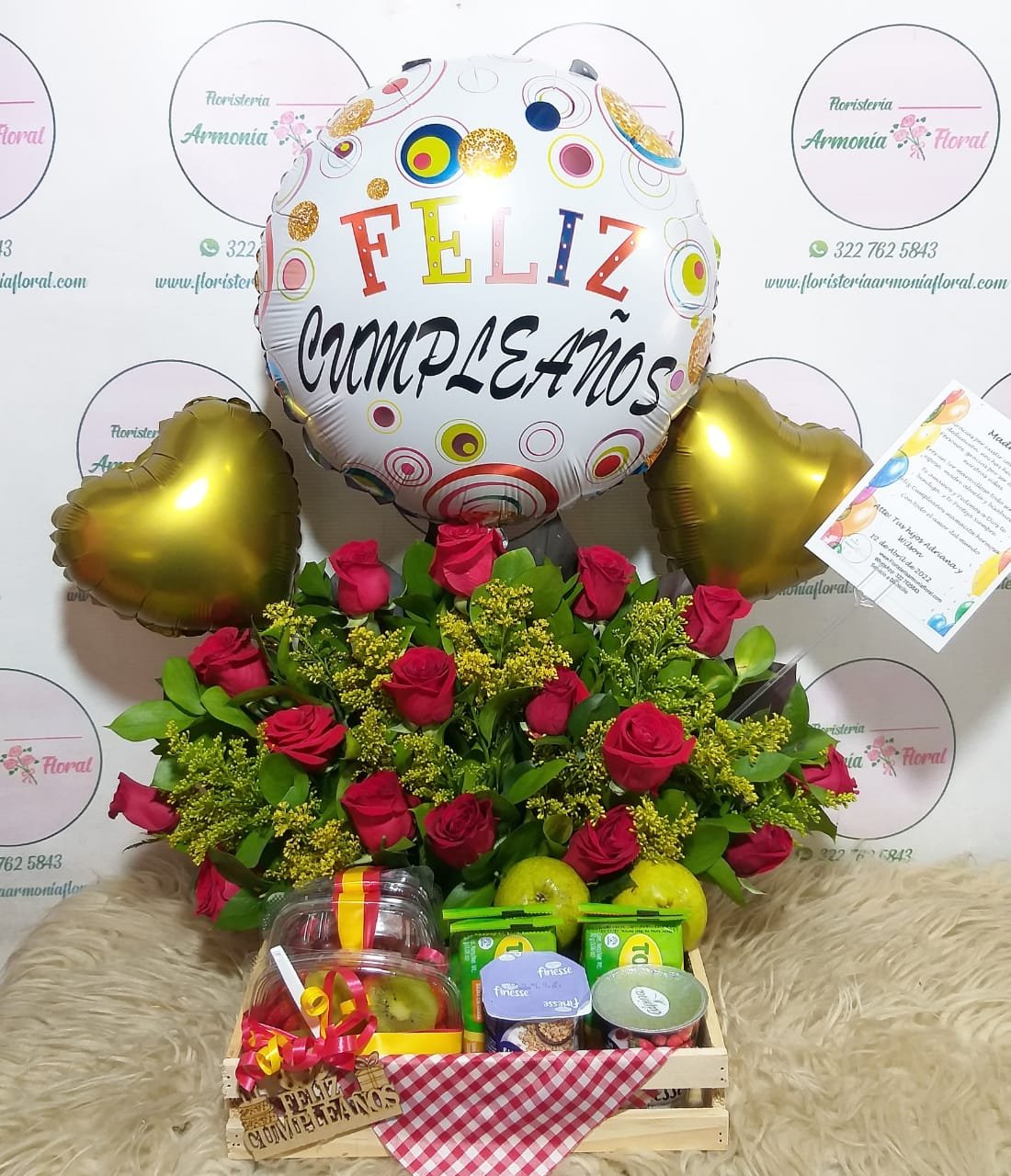 Caja con rosas, caja de flores, flores y licor, floristerias en bello, floristerias a domicilio en medellin, floristerias en bello, floristerias en belen, floristerias antioquia, floristeria copacabana, floristeria girardota, anchetas a domicilio, anchetas con dulces, anchetas con licor y dulces, ancheta con flores, anchetas con flores a domicilio, anchetas light, ramos para el dia de la madre, ramos para el dia del padre, ramos para el dia de los enamorados, regalo para enamorar, regalo de aniversario, ramo de flores de aniversario, ramillete de rosas, ramillete de girasoles, ramillete de lirios, lirios, rosas, girasoles, ramos funebres, floristeria funebre, ramos de condolencias, ramos de rosas y flores exoticas