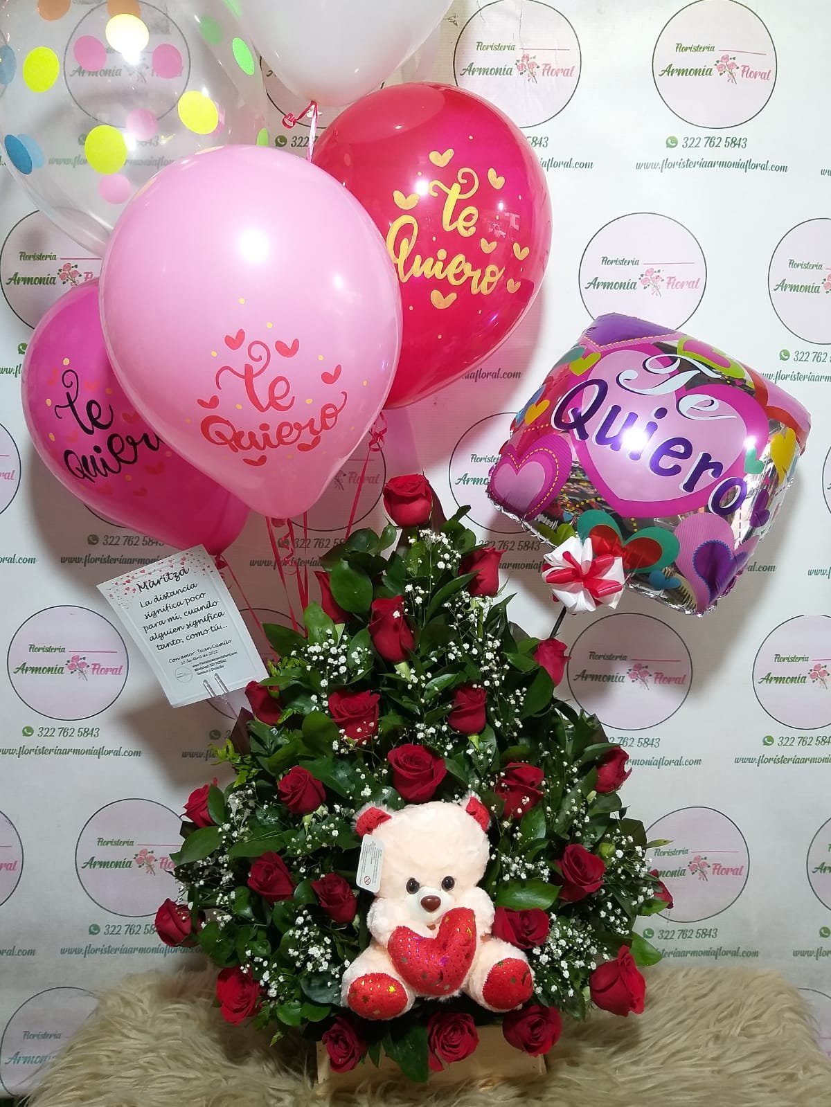 Caja con rosas, caja de flores, flores y licor, floristerias en bello, floristerias a domicilio en medellin, floristerias en bello, floristerias en belen, floristerias antioquia, floristeria copacabana, floristeria girardota, anchetas a domicilio, anchetas con dulces, anchetas con licor y dulces, ancheta con flores, anchetas con flores a domicilio, anchetas light, ramos para el dia de la madre, ramos para el dia del padre, ramos para el dia de los enamorados, regalo para enamorar, regalo de aniversario, ramo de flores de aniversario, ramillete de rosas, ramillete de girasoles, ramillete de lirios, lirios, rosas, girasoles, ramos funebres, floristeria funebre, ramos de condolencias, ramos de rosas y flores exoticas