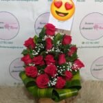 Caja con rosas, caja de flores, flores y licor, floristerias en bello, floristerias a domicilio en medellin, floristerias en bello, floristerias en belen, floristerias antioquia, floristeria copacabana, floristeria girardota, anchetas a domicilio, anchetas con dulces, anchetas con licor y dulces, ancheta con flores, anchetas con flores a domicilio, anchetas light, ramos para el dia de la madre, ramos para el dia del padre, ramos para el dia de los enamorados, regalo para enamorar, regalo de aniversario, ramo de flores de aniversario, ramillete de rosas, ramillete de girasoles, ramillete de lirios, lirios, rosas, girasoles, ramos funebres, floristeria funebre, ramos de condolencias, ramos de rosas y flores exoticas