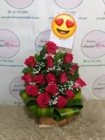 Caja con rosas, caja de flores, flores y licor, floristerias en bello, floristerias a domicilio en medellin, floristerias en bello, floristerias en belen, floristerias antioquia, floristeria copacabana, floristeria girardota, anchetas a domicilio, anchetas con dulces, anchetas con licor y dulces, ancheta con flores, anchetas con flores a domicilio, anchetas light, ramos para el dia de la madre, ramos para el dia del padre, ramos para el dia de los enamorados, regalo para enamorar, regalo de aniversario, ramo de flores de aniversario, ramillete de rosas, ramillete de girasoles, ramillete de lirios, lirios, rosas, girasoles, ramos funebres, floristeria funebre, ramos de condolencias, ramos de rosas y flores exoticas