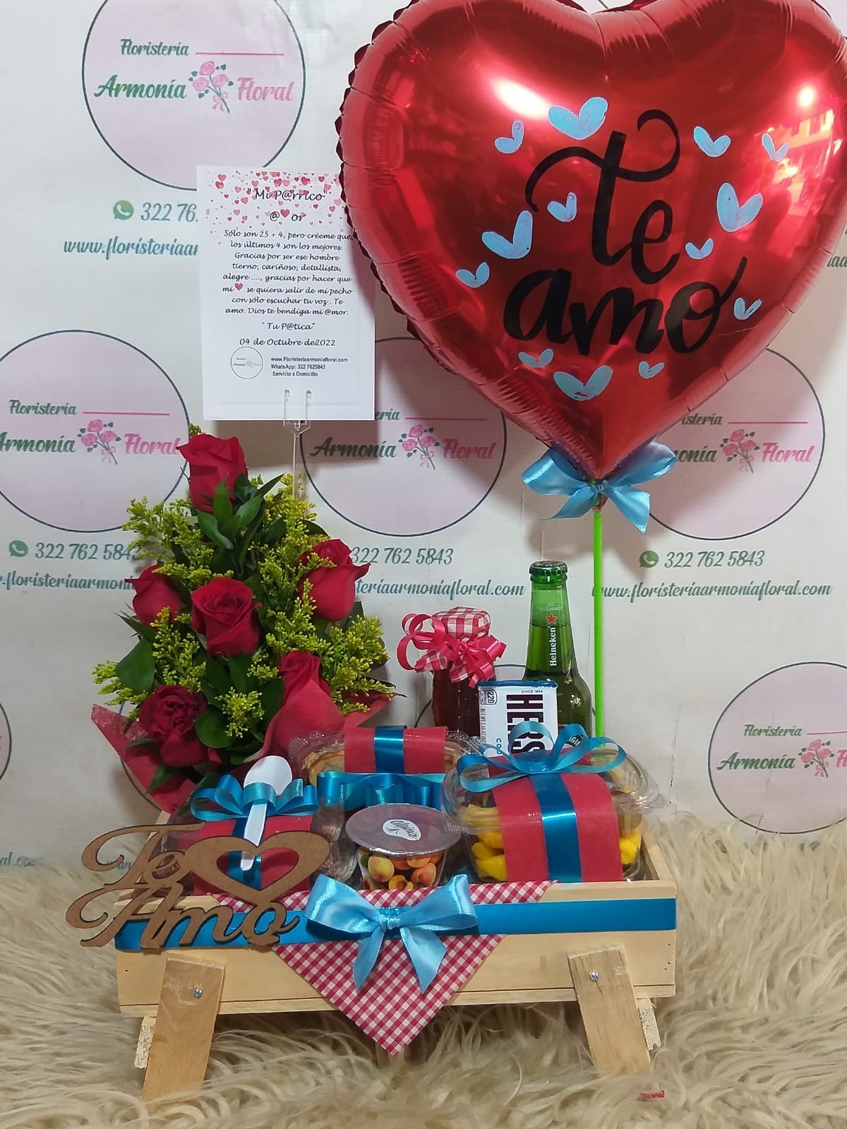 Caja con rosas, caja de flores, flores y licor, floristerias en bello, floristerias a domicilio en medellin, floristerias en bello, floristerias en belen, floristerias antioquia, floristeria copacabana, floristeria girardota, anchetas a domicilio, anchetas con dulces, anchetas con licor y dulces, ancheta con flores, anchetas con flores a domicilio, anchetas light, ramos para el dia de la madre, ramos para el dia del padre, ramos para el dia de los enamorados, regalo para enamorar, regalo de aniversario, ramo de flores de aniversario, ramillete de rosas, ramillete de girasoles, ramillete de lirios, lirios, rosas, girasoles, ramos funebres, floristeria funebre, ramos de condolencias, ramos de rosas y flores exoticas