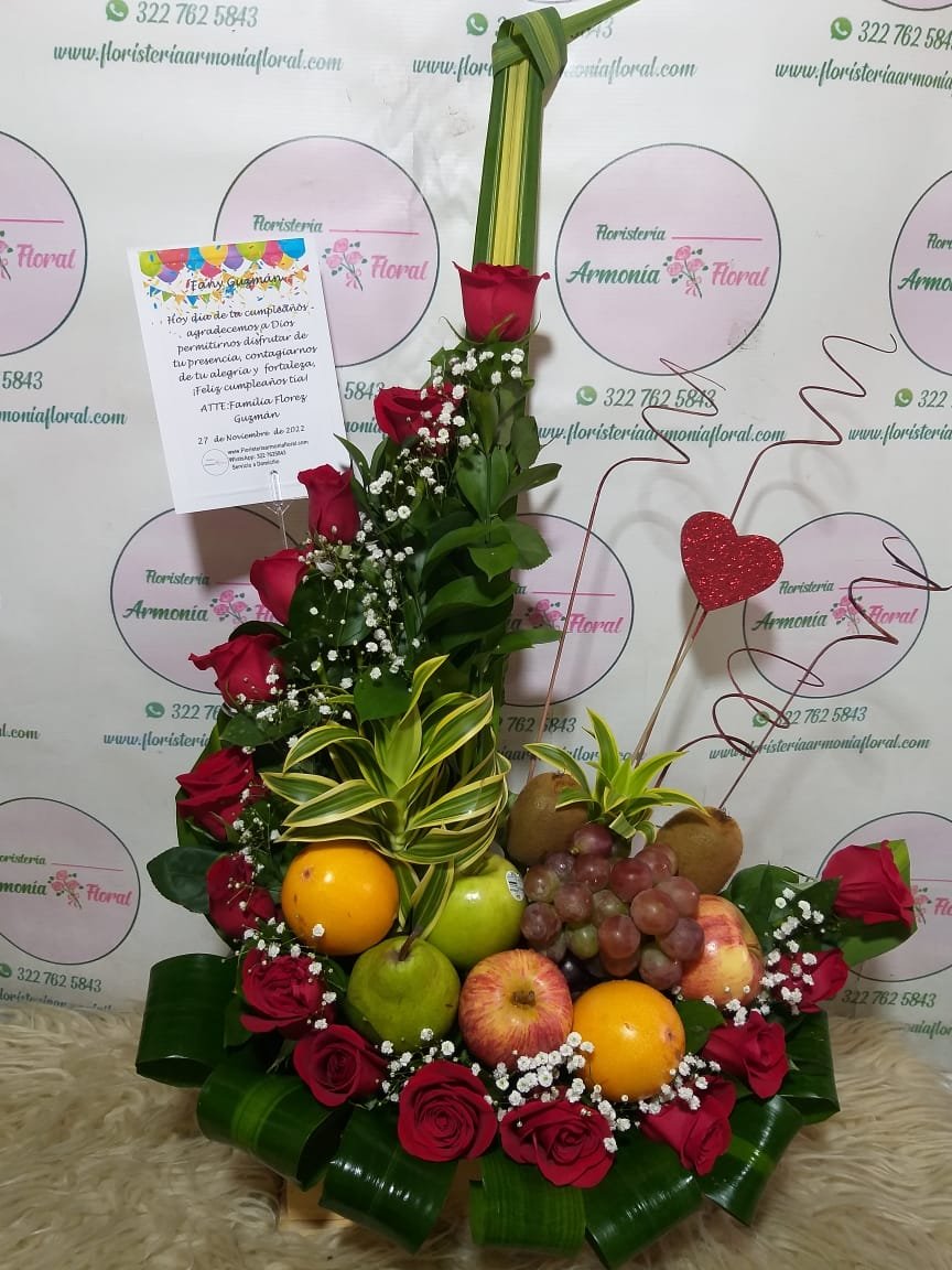 Caja con rosas, caja de flores, flores y licor, floristerias en bello, floristerias a domicilio en medellin, floristerias en bello, floristerias en belen, floristerias antioquia, floristeria copacabana, floristeria girardota, anchetas a domicilio, anchetas con dulces, anchetas con licor y dulces, ancheta con flores, anchetas con flores a domicilio, anchetas light, ramos para el dia de la madre, ramos para el dia del padre, ramos para el dia de los enamorados, regalo para enamorar, regalo de aniversario, ramo de flores de aniversario, ramillete de rosas, ramillete de girasoles, ramillete de lirios, lirios, rosas, girasoles, ramos funebres, floristeria funebre, ramos de condolencias, ramos de rosas y flores exoticas