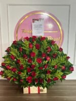 Floristerias en niquia Ramo de rosas con 50 rosas, y toques de follajes amarillos y verdes Puedes acompañarlo con, Botella de vino, chocolates finos, peluche, globos o bombas con helio. Comunicate con nosotros al  3227625843 Antes de efectuar algún pago por cualquiera de la plataformas, consulta disponibilidad del producto y envio. De esta forma evitar inconvenientes, muchas gracias. Bello Antioquia Floristerias en niquiaRamo de rosas con 50 rosas, y toques de follajes amarillos y verdes Puedes acompañarlo con, Botella de vino, chocolates finos, peluche, globos o bombas con helio. Comunicate con nosotros al  3227625843 Antes de efectuar algún pago por cualquiera de la plataformas, consulta disponibilidad del producto y envio. De esta forma evitar inconvenientes, muchas gracias. Bello Antioquia Floristerias en niquia